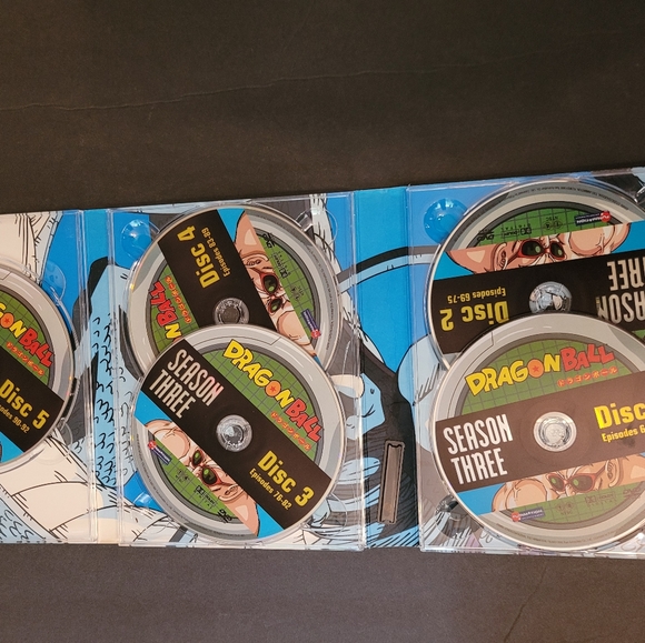 Dragon Ball Season 2 thru 5. - Picture 4 of 7